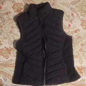 Fabletics Women's Black Quilted Vest, Size Medium